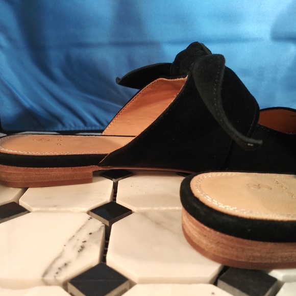 NWOT Bill Blass Black suede mule - Picture 4 of 6